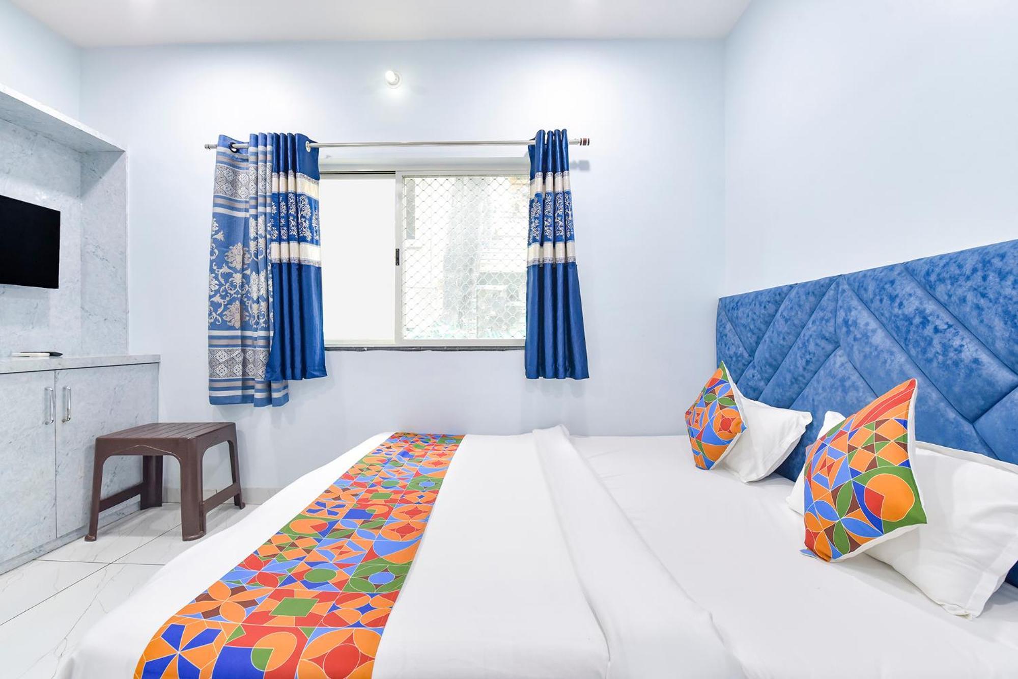 Fabhotel Somnath 乌贾因 外观 照片